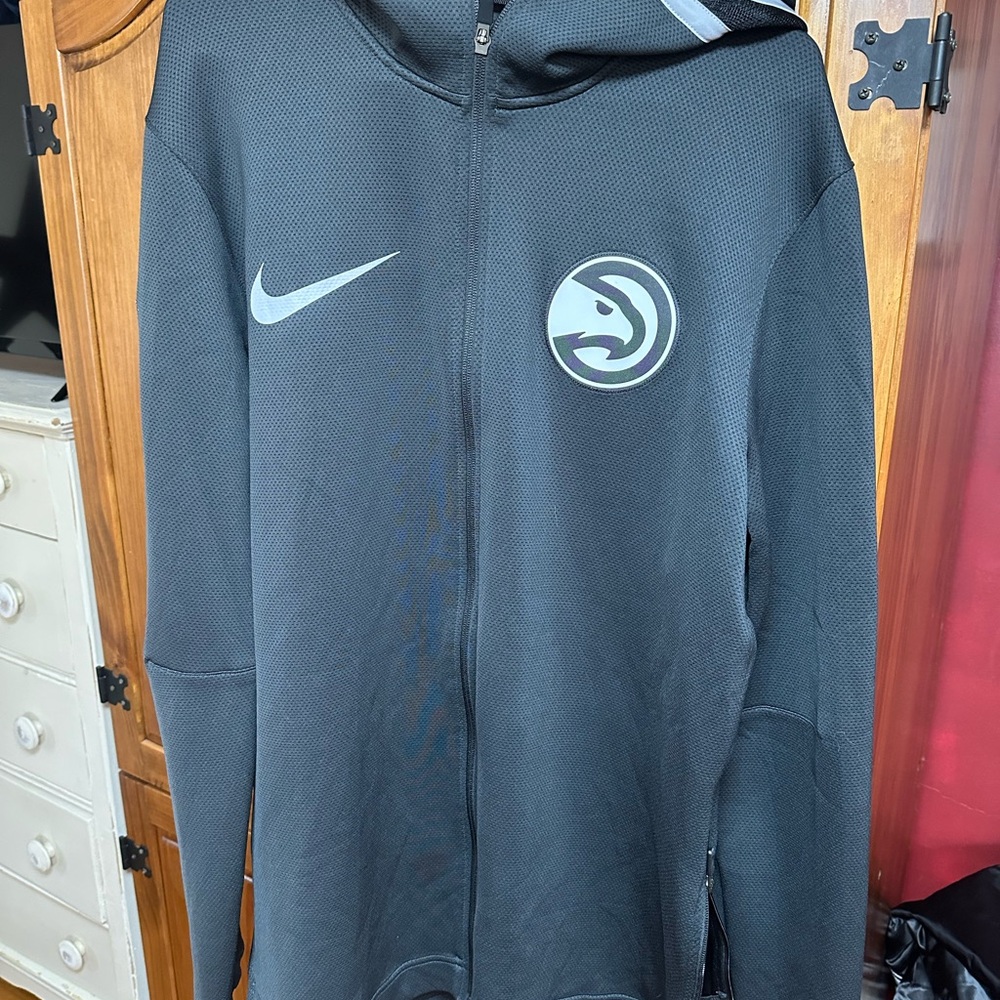 Atlanta Hawks Nike Black Full-Zip Hoodie size XLT